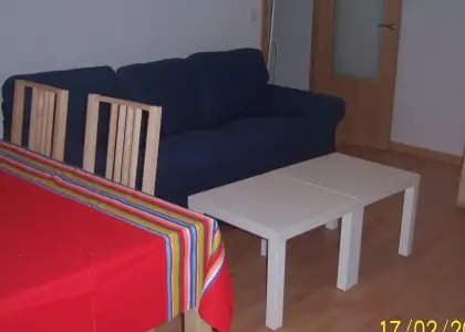 Habitación en piso compartido de 3 habitaciones en Zaragoza, solo para hombres. en Zaragoza