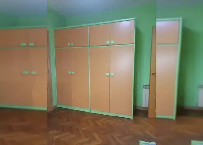 Habitación en piso compartido de 6 habitaciones en alquiler en Barcelona, gastos incluidos en Barcelona