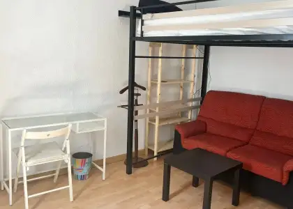 Habitación en un apartamento compartido de 3 habitaciones en alquiler en San Pedro, con todos los gastos incluidos. en Córdoba