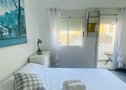 Se alquila habitación en piso compartido de 4 habitaciones en Albors en Valencia
