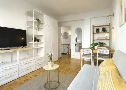 Se alquila habitación en piso compartido de 5 habitaciones en Milagrosa-Arrosadia en Pamplona