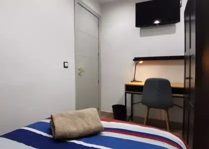 Se alquila habitación en piso de 4 habitaciones en Oviedo en Oviedo